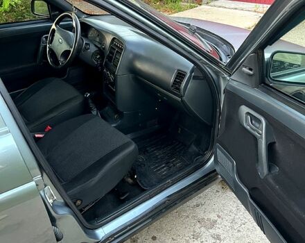 Сірий Богдан 2110, об'ємом двигуна 1.6 л та пробігом 190 тис. км за 2680 $, фото 9 на Automoto.ua