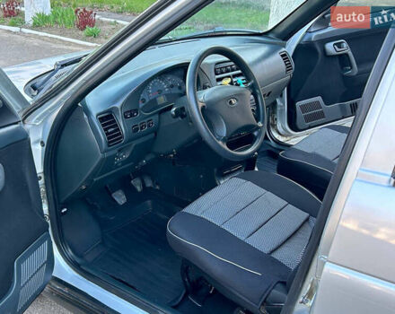 Богдан 2110 2014 в Первомайск на Automoto.ua Серый Богдан 2110, объемом двигателя 1.6 л и пробегом 180 тыс. км за 2700 $, фото 13 на Automoto.ua