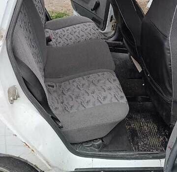 Белый Богдан 2111, объемом двигателя 1.6 л и пробегом 190 тыс. км за 1500 $, фото 7 на Automoto.ua