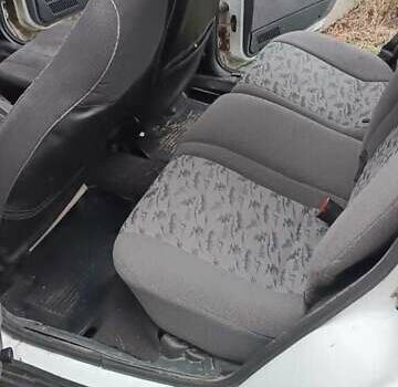 Белый Богдан 2111, объемом двигателя 1.6 л и пробегом 190 тыс. км за 1500 $, фото 6 на Automoto.ua