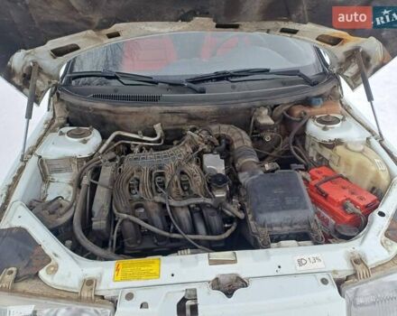 Белый Богдан 2111, объемом двигателя 1.6 л и пробегом 241 тыс. км за 2600 $, фото 4 на Automoto.ua