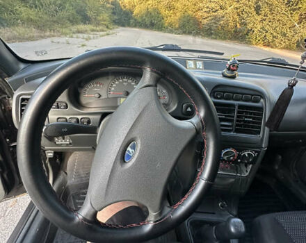 Черный Богдан 2111, объемом двигателя 1.6 л и пробегом 135 тыс. км за 2300 $, фото 12 на Automoto.ua