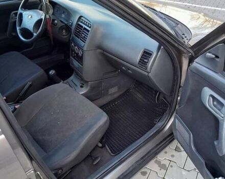 Коричневый Богдан 2111, объемом двигателя 1.6 л и пробегом 135 тыс. км за 1999 $, фото 15 на Automoto.ua