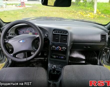 Серый Богдан 2111, объемом двигателя 1.6 л и пробегом 211 тыс. км за 2180 $, фото 5 на Automoto.ua