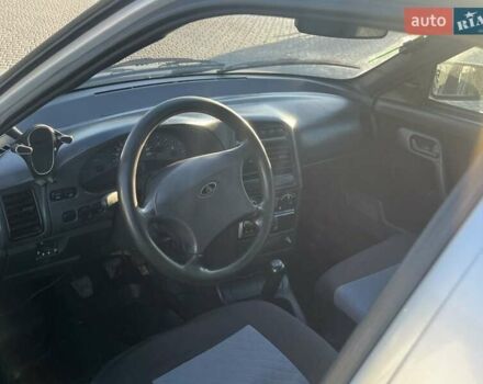 Серый Богдан 2111, объемом двигателя 1.6 л и пробегом 250 тыс. км за 2000 $, фото 7 на Automoto.ua