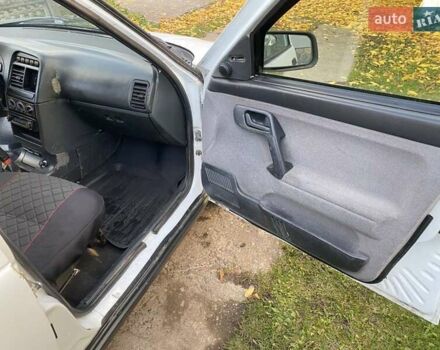 Богдан 2310 2011 в Черновцах на Automoto.ua Белый Богдан 2310, объемом двигателя 1.6 л и пробегом 178 тыс. км за 2800 $, фото 10 на Automoto.ua