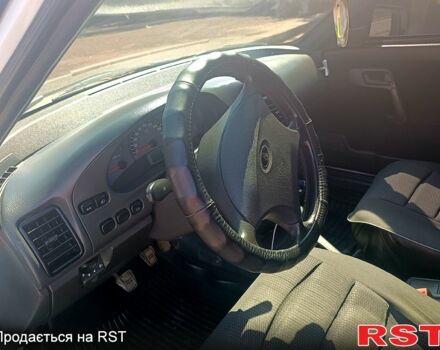 Белый Богдан 2310, объемом двигателя 1.6 л и пробегом 57 тыс. км за 3750 $, фото 4 на Automoto.ua