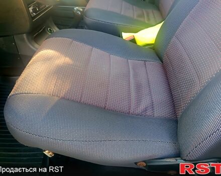 Белый Богдан 2310, объемом двигателя 1.6 л и пробегом 57 тыс. км за 3750 $, фото 12 на Automoto.ua