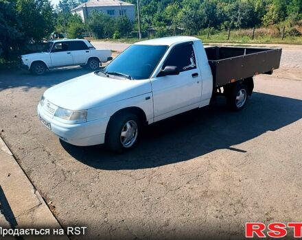 Белый Богдан 2310, объемом двигателя 1.6 л и пробегом 57 тыс. км за 3750 $, фото 2 на Automoto.ua