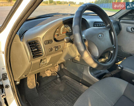 Белый Богдан 2310, объемом двигателя 1.6 л и пробегом 142 тыс. км за 2500 $, фото 12 на Automoto.ua