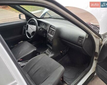 Белый Богдан 2310, объемом двигателя 1.6 л и пробегом 218 тыс. км за 1800 $, фото 11 на Automoto.ua