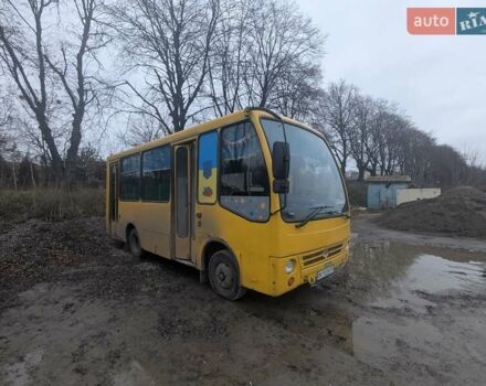 Желтый Богдан А 069, объемом двигателя 3.3 л и пробегом 350 тыс. км за 3000 $, фото 1 на Automoto.ua