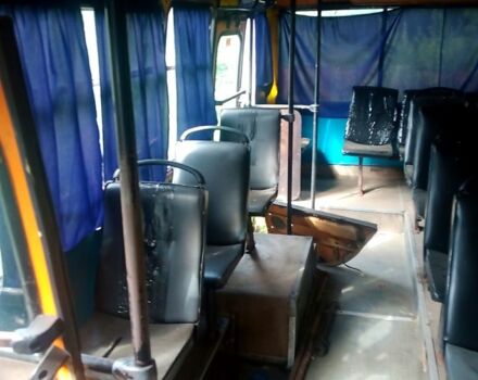 Желтый Богдан А 091, объемом двигателя 4.6 л и пробегом 238 тыс. км за 2500 $, фото 4 на Automoto.ua