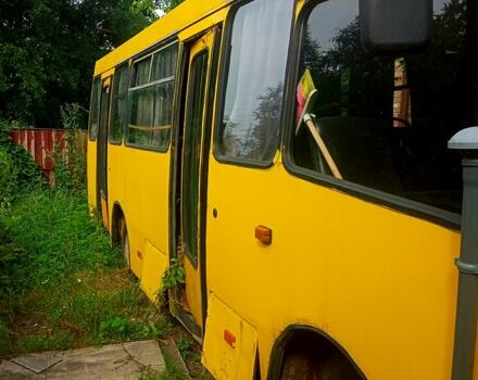 Желтый Богдан А 091, объемом двигателя 4.6 л и пробегом 238 тыс. км за 2500 $, фото 2 на Automoto.ua