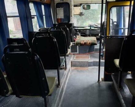 Желтый Богдан А 091, объемом двигателя 4.6 л и пробегом 450 тыс. км за 3000 $, фото 2 на Automoto.ua