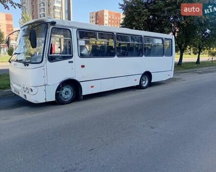 Белый Богдан А 092, объемом двигателя 4.7 л и пробегом 500 тыс. км за 5500 $, фото 2 на Automoto.ua