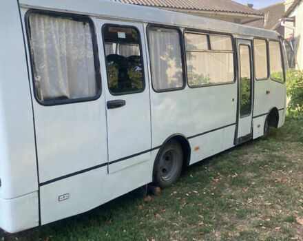 Белый Богдан А 092, объемом двигателя 4.57 л и пробегом 800 тыс. км за 4800 $, фото 2 на Automoto.ua