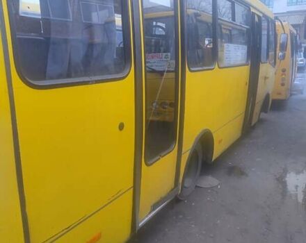 Желтый Богдан А 092, объемом двигателя 4.57 л и пробегом 700 тыс. км за 4700 $, фото 3 на Automoto.ua