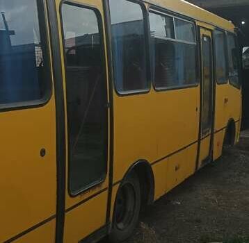 Желтый Богдан А 092, объемом двигателя 4.57 л и пробегом 646 тыс. км за 4000 $, фото 1 на Automoto.ua