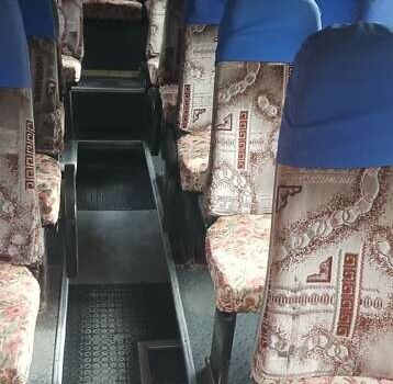 Желтый Богдан А 092, объемом двигателя 4.57 л и пробегом 646 тыс. км за 4000 $, фото 11 на Automoto.ua