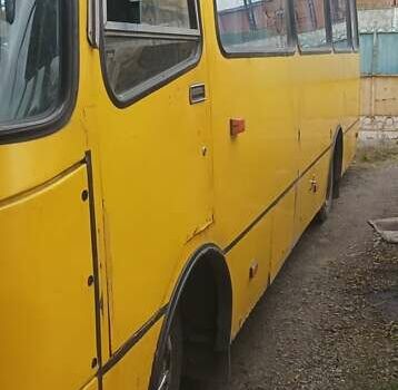 Желтый Богдан А 092, объемом двигателя 4.57 л и пробегом 646 тыс. км за 4000 $, фото 4 на Automoto.ua