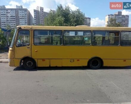 Желтый Богдан А 092, объемом двигателя 4.57 л и пробегом 800 тыс. км за 3200 $, фото 3 на Automoto.ua