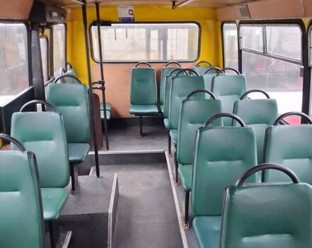 Желтый Богдан А 092, объемом двигателя 4.57 л и пробегом 450 тыс. км за 8000 $, фото 4 на Automoto.ua