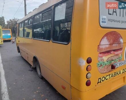Желтый Богдан А 092, объемом двигателя 4.6 л и пробегом 5 тыс. км за 4800 $, фото 2 на Automoto.ua
