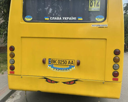 Богдан А 092 2008 в Киеве на Automoto.ua Желтый Богдан А 092, объемом двигателя 4.57 л и пробегом 200 тыс. км за 12000 $, фото 2 на Automoto.ua