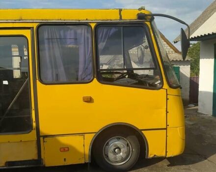 Желтый Богдан А 092, объемом двигателя 4.6 л и пробегом 200 тыс. км за 4800 $, фото 7 на Automoto.ua