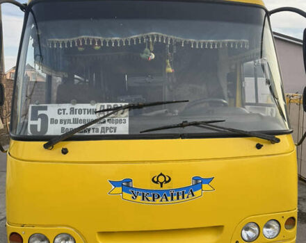 Желтый Богдан А 092, объемом двигателя 4.6 л и пробегом 450 тыс. км за 5100 $, фото 1 на Automoto.ua