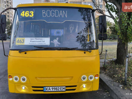 Желтый Богдан А-09202, объемом двигателя 4.57 л и пробегом 500 тыс. км за 11000 $, фото 1 на Automoto.ua