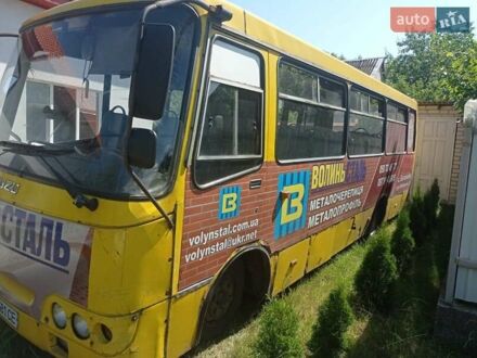 Богдан А-09202 2016 в Луцке на Automoto.ua Желтый Богдан А-09202, объемом двигателя 4.6 л и пробегом 500 тыс. км за 3000 $, фото 1 на Automoto.ua