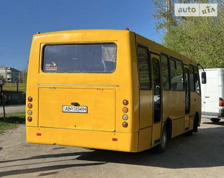 Желтый Богдан А-09211, объемом двигателя 4.57 л и пробегом 123 тыс. км за 6999 $, фото 3 на Automoto.ua