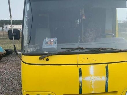Богдан А-09211 2006 в Броварах на Automoto.ua Желтый Богдан А-09211, объемом двигателя 4.57 л и пробегом 567 тыс. км за 3258 $, фото 1 на Automoto.ua