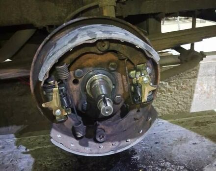 Бежевый Богдан А 093, объемом двигателя 4.8 л и пробегом 300 тыс. км за 22500 $, фото 2 на Automoto.ua