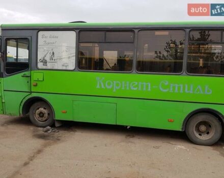 Зеленый Богдан А-221, объемом двигателя 5.9 л и пробегом 380 тыс. км за 12000 $, фото 1 на Automoto.ua