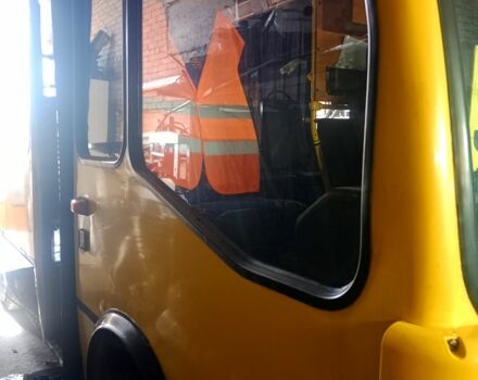 Желтый Богдан А069, объемом двигателя 3.3 л и пробегом 300 тыс. км за 1900 $, фото 6 на Automoto.ua