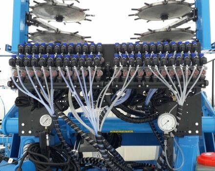 Синий Богуслав Boguslav, объемом двигателя 0 л и пробегом 0 тыс. км за 4476635 $, фото 7 на Automoto.ua