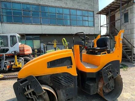 Бомаг BW 120AD-4 Roller 2008 у Львові на Automoto.ua Бомаг BW 120AD-4 Roller, об'ємом двигуна 0 л та пробігом 2 тис. км за 17200 $, фото 1 на Automoto.ua