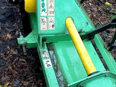 Зелений Бомет 1.6, об'ємом двигуна 0 л та пробігом 0 тис. км за 833 $, фото 1 на Automoto.ua