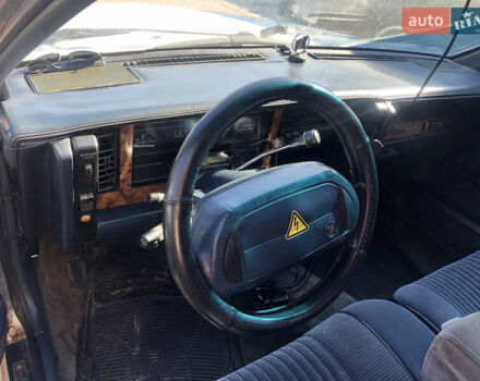 Белый Бьюик Сенчури, объемом двигателя 3.3 л и пробегом 350 тыс. км за 2000 $, фото 6 на Automoto.ua