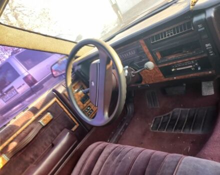 Червоний Бьюік Century, об'ємом двигуна 3.3 л та пробігом 250 тис. км за 2100 $, фото 7 на Automoto.ua