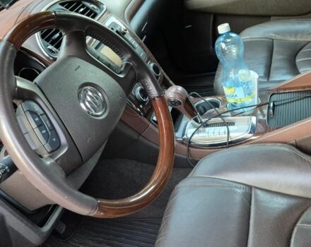 Бьюик Энклейв 2014 в Харькове на Automoto.ua Белый Бьюик Энклейв, объемом двигателя 3.6 л и пробегом 150 тыс. км за 10500 $, фото 7 на Automoto.ua