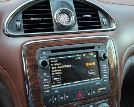 Бьюик Энклейв 2014 в Харькове на Automoto.ua Белый Бьюик Энклейв, объемом двигателя 3.6 л и пробегом 150 тыс. км за 10500 $, фото 5 на Automoto.ua