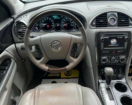 Белый Бьюик Энклейв, объемом двигателя 0 л и пробегом 240 тыс. км за 13800 $, фото 13 на Automoto.ua