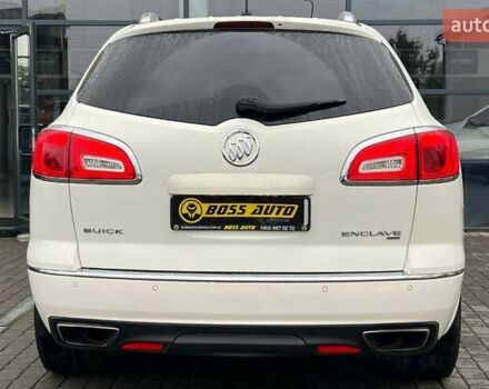 Белый Бьюик Энклейв, объемом двигателя 3.56 л и пробегом 240 тыс. км за 13800 $, фото 5 на Automoto.ua