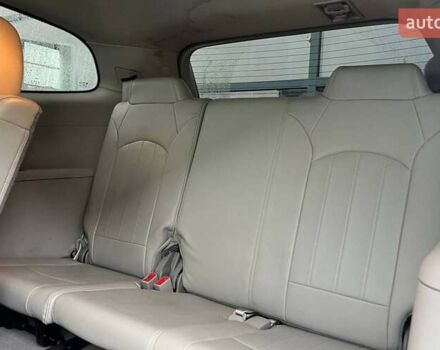 Белый Бьюик Энклейв, объемом двигателя 3.56 л и пробегом 240 тыс. км за 13800 $, фото 21 на Automoto.ua