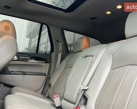 Белый Бьюик Энклейв, объемом двигателя 3.56 л и пробегом 240 тыс. км за 13800 $, фото 20 на Automoto.ua