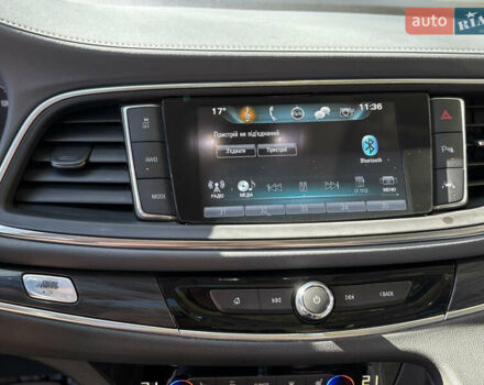 Белый Бьюик Энклейв, объемом двигателя 3.6 л и пробегом 183 тыс. км за 24900 $, фото 13 на Automoto.ua